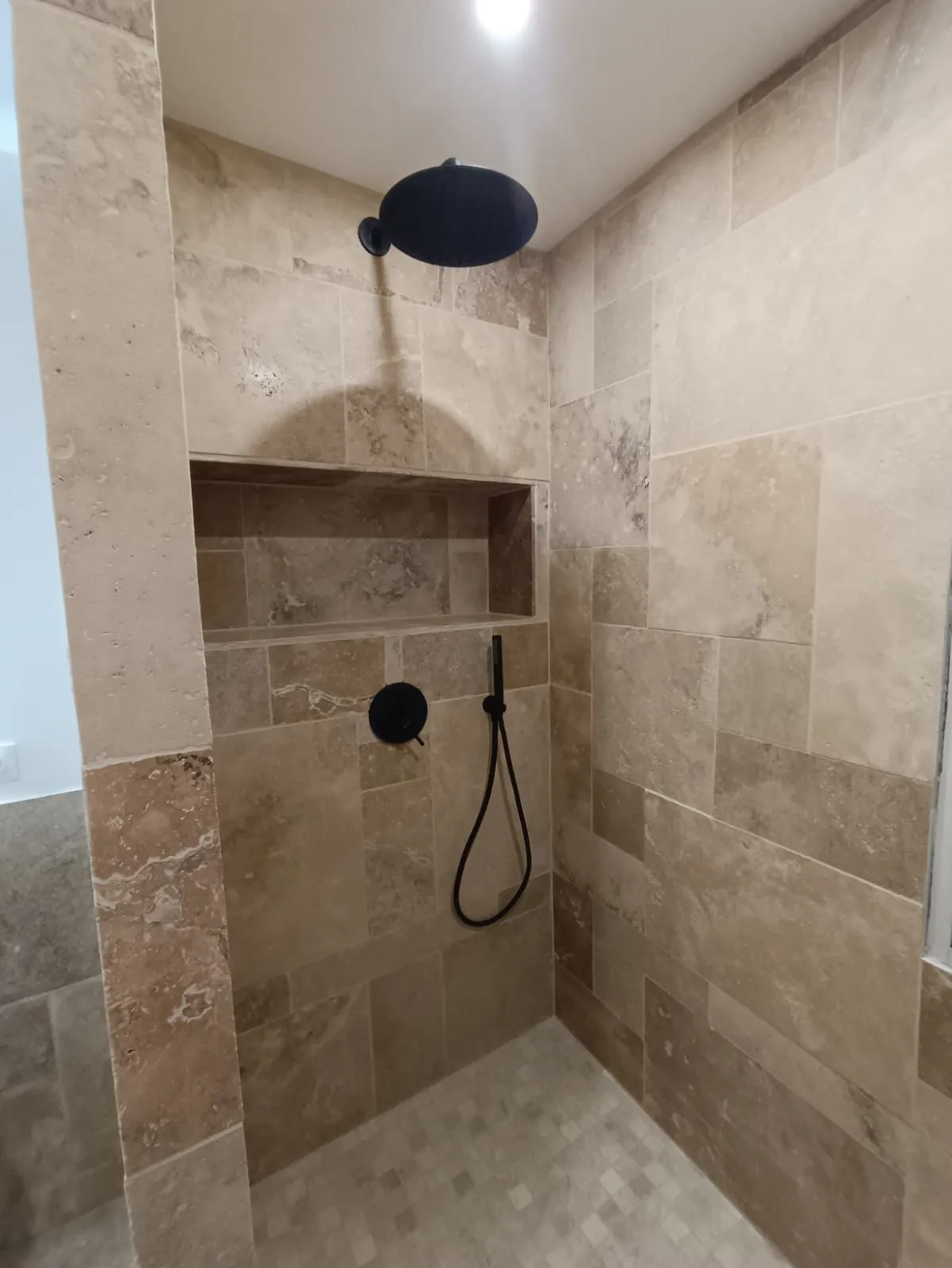 Pose de salle de bain - Photo 3